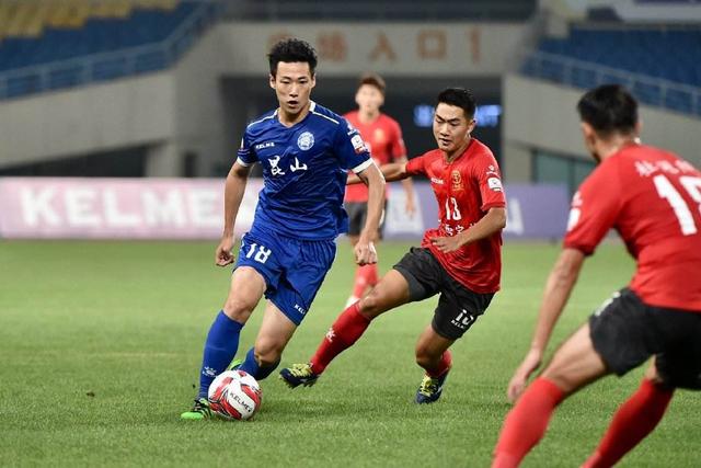 杨永强吕斌联袂出击 职业拳击年终大赛落海口